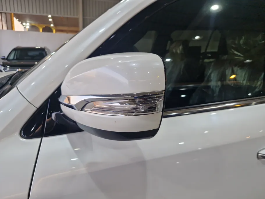 لكزس LX 570 S 2020 