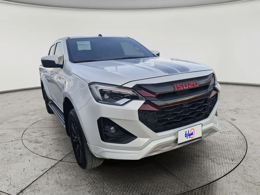 ايسوزو دي ماكس GT 2025 
