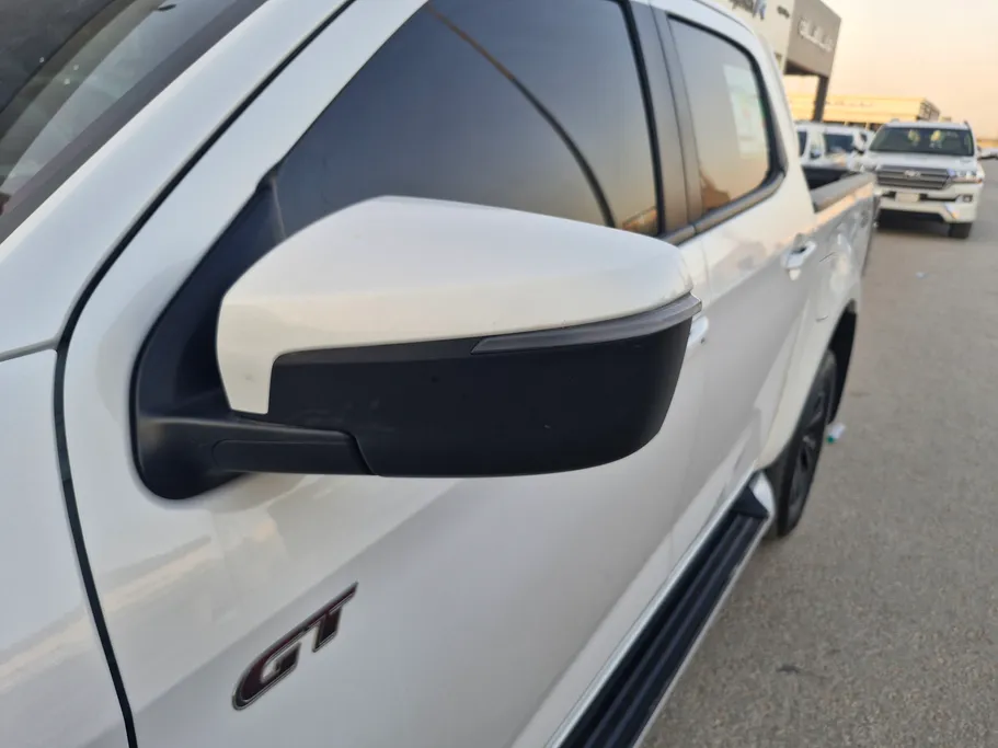 ايسوزو دي ماكس GT 2025 