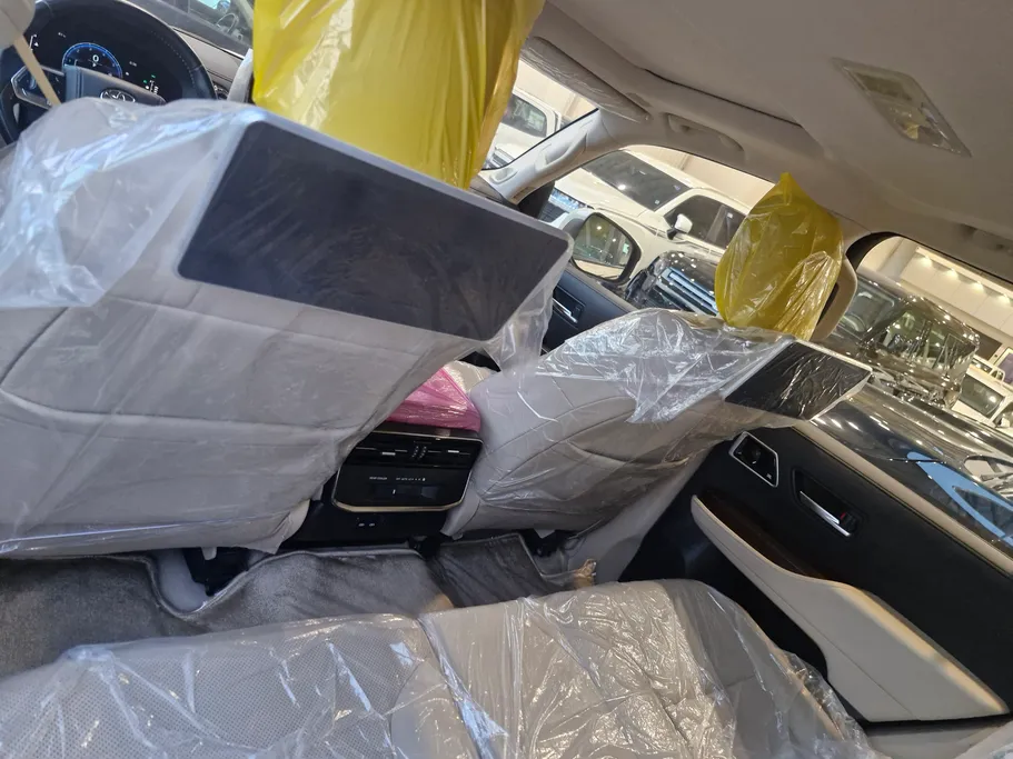 تويوتا لاندكروزر GXR4 2025 
