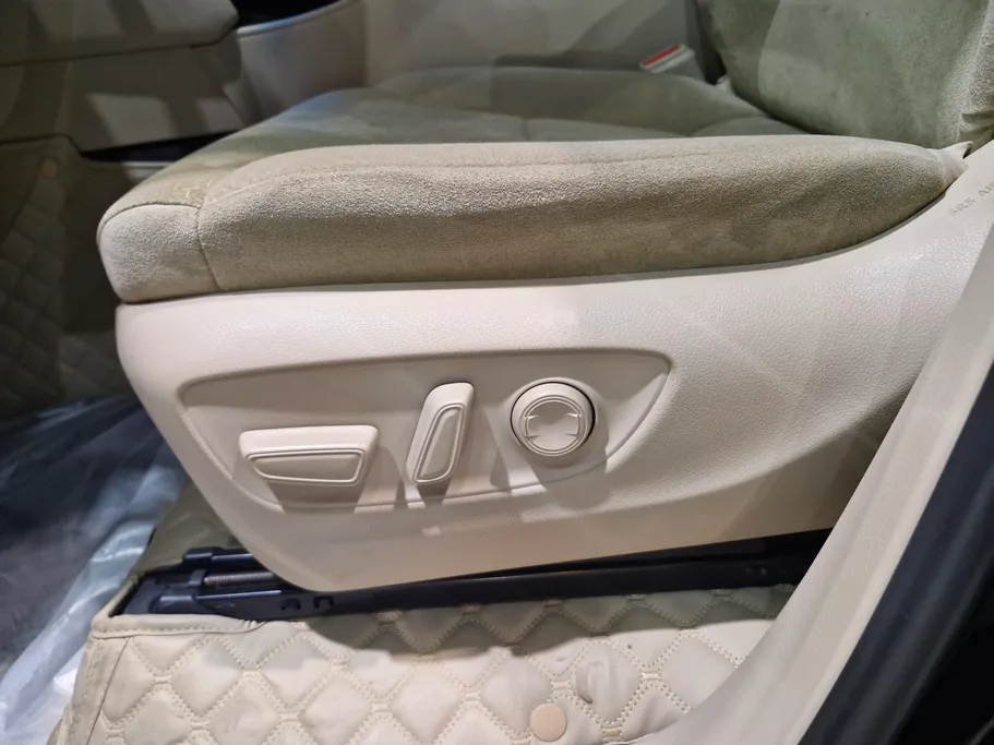 تويوتا لاندكروزر GXR3 2024 