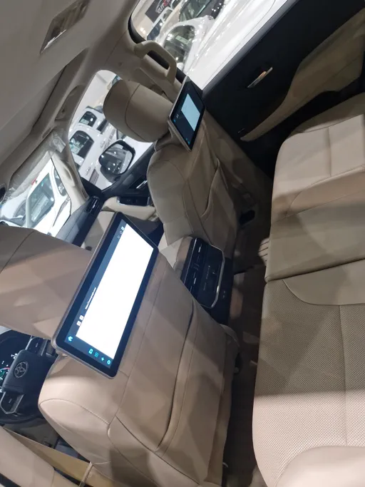 تويوتا لاندكروزر GXR4 2025 