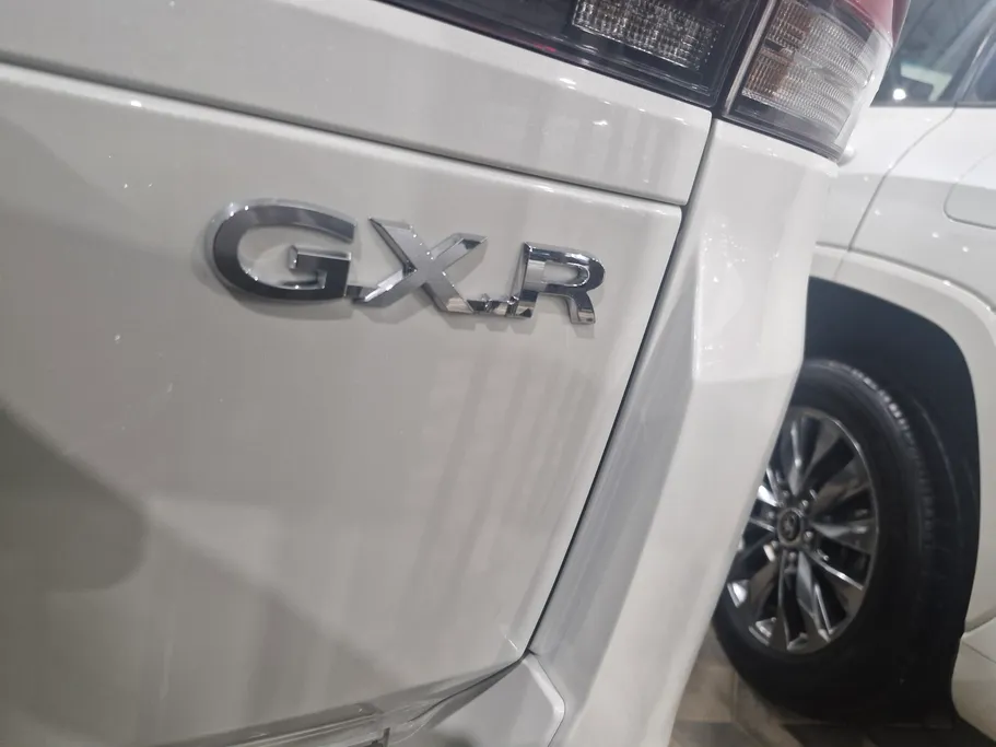 تويوتا لاندكروزر GXR4 2025 