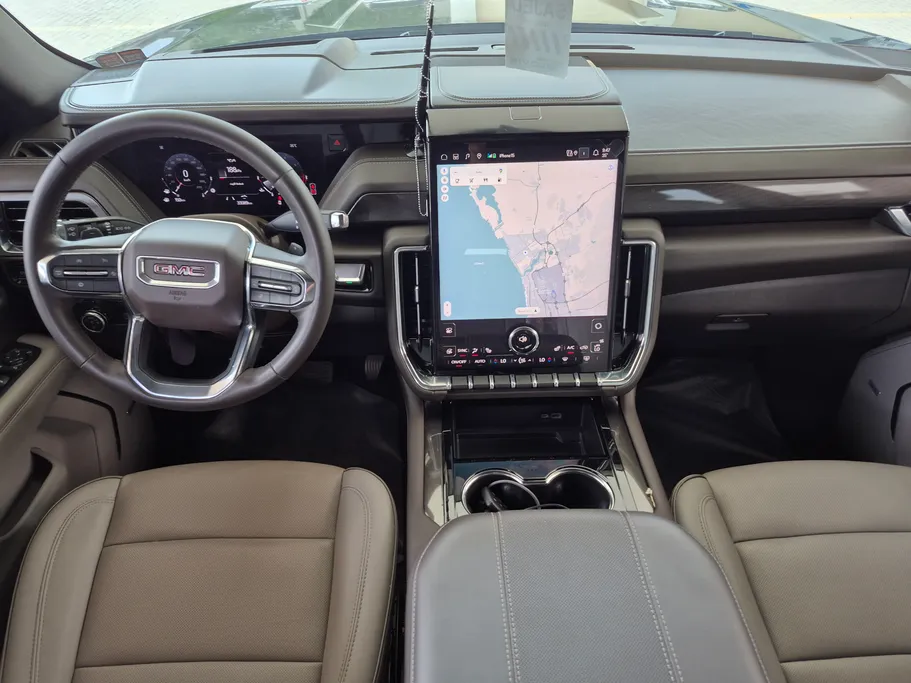 2025 GMC Yukon Elevation 