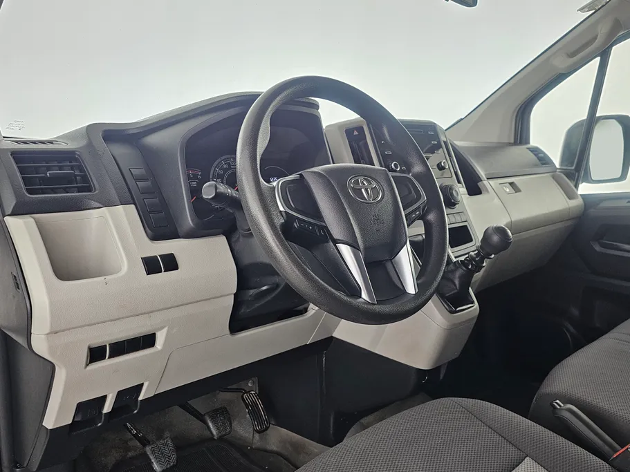 تويوتا هايس cargo van فان بضاعه  2023 
