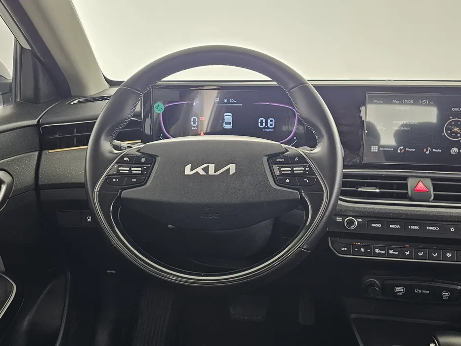2025 Kia K3 EX 