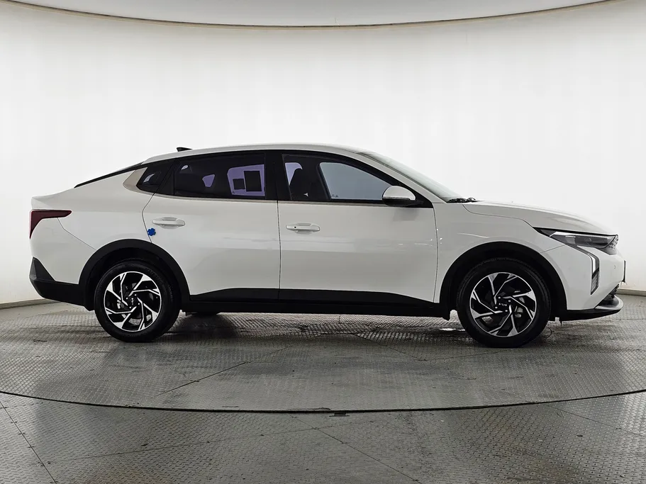 2025 Kia K3 EX 
