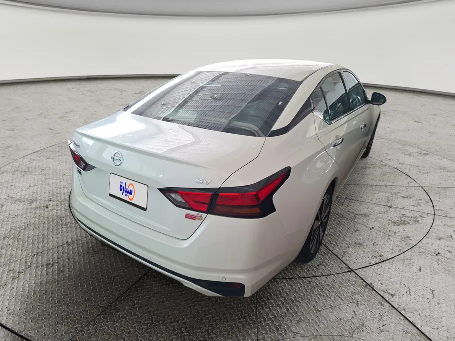 2022 Nissan Altima SV 