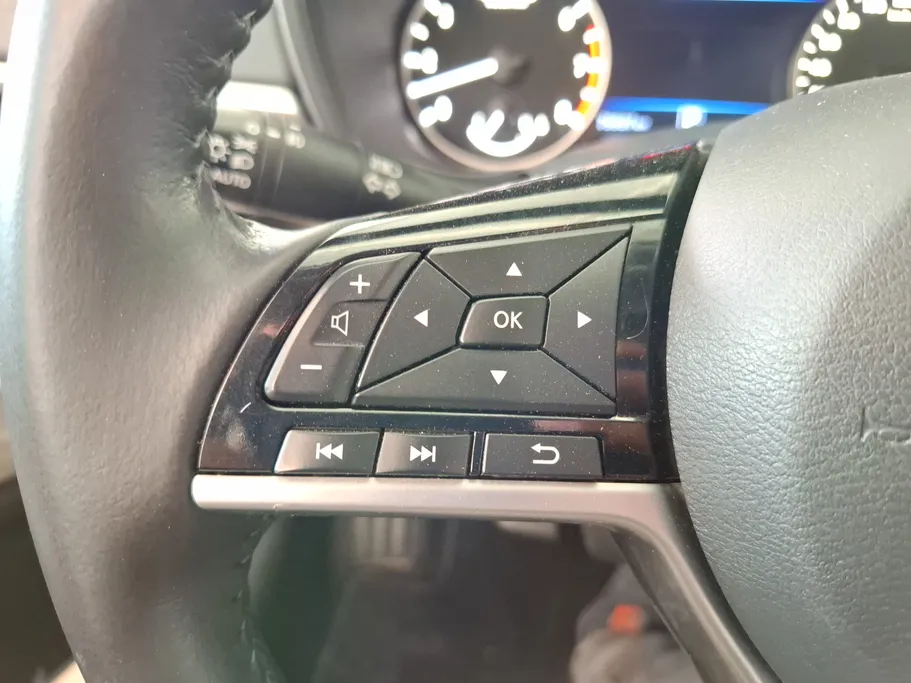 2022 Nissan Altima SV 