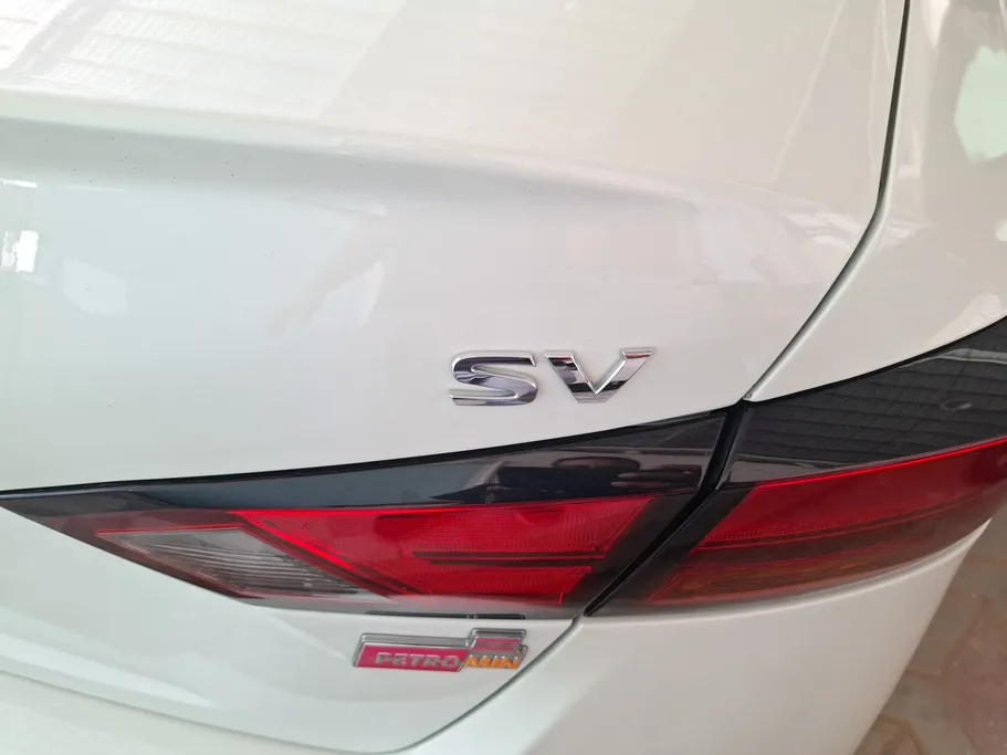2022 Nissan Altima SV 