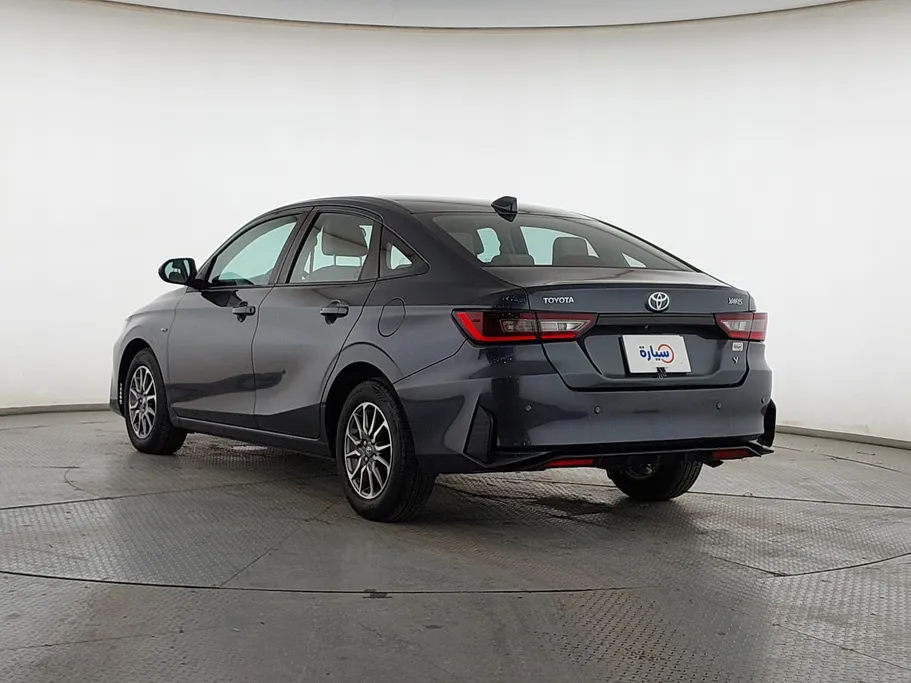 2023 Toyota Yaris  Y 