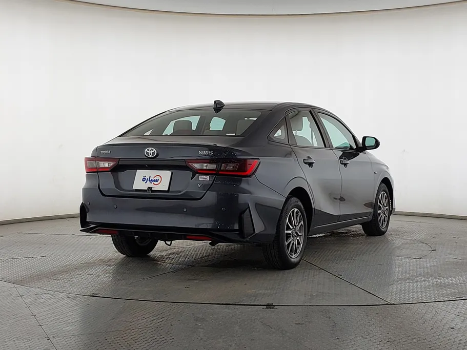 2023 Toyota Yaris  Y 