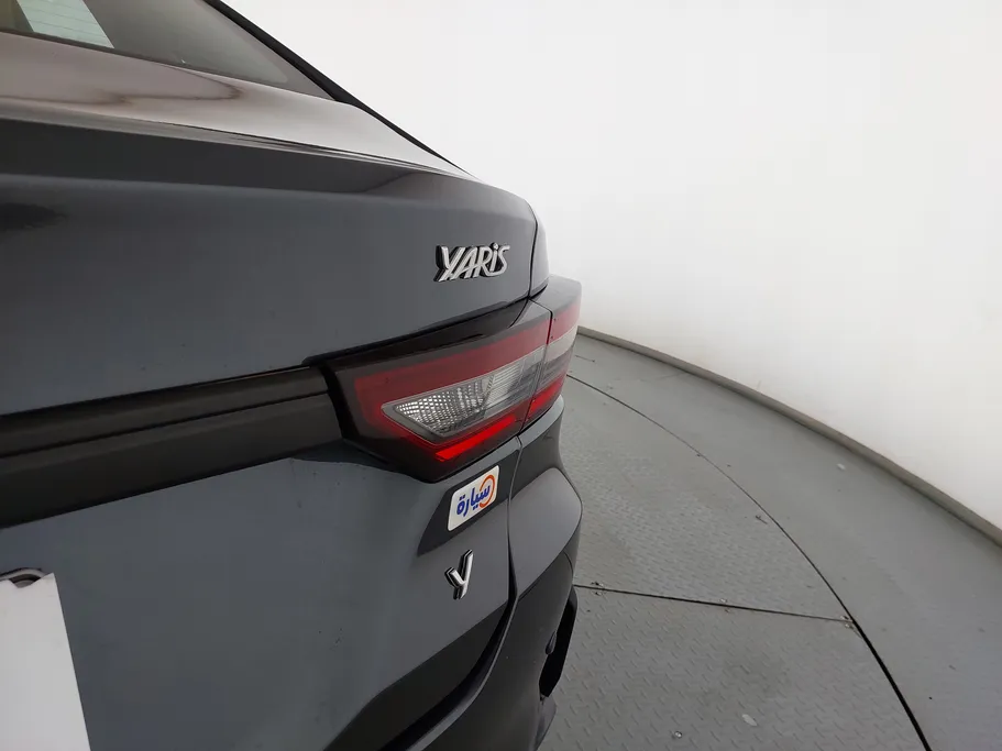 2023 Toyota Yaris  Y 