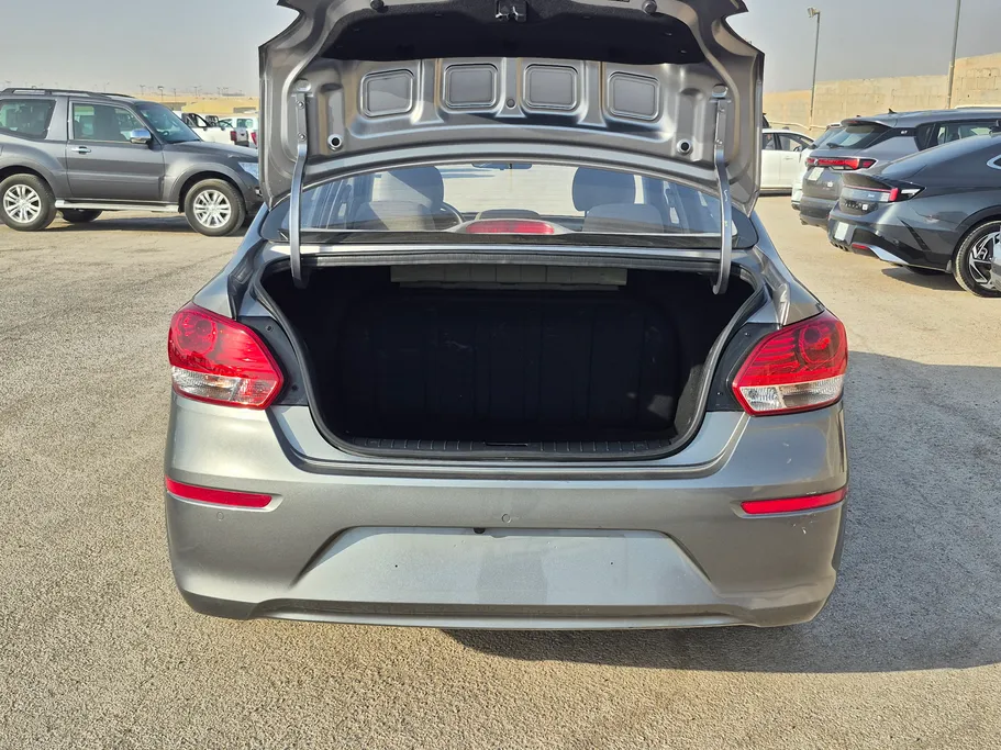 2024 Kia Pegas LX 