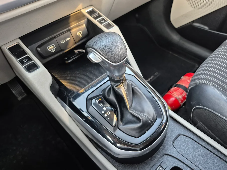 2023 Kia Carens LX S2 