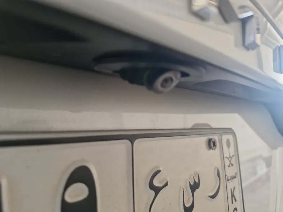تويوتا كامري LE HEV 2023 