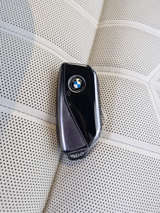 بي ام دبليو الفئة السابعة 735i 2023 
