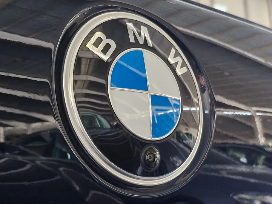 بي ام دبليو الفئة السابعة 735i 2023 