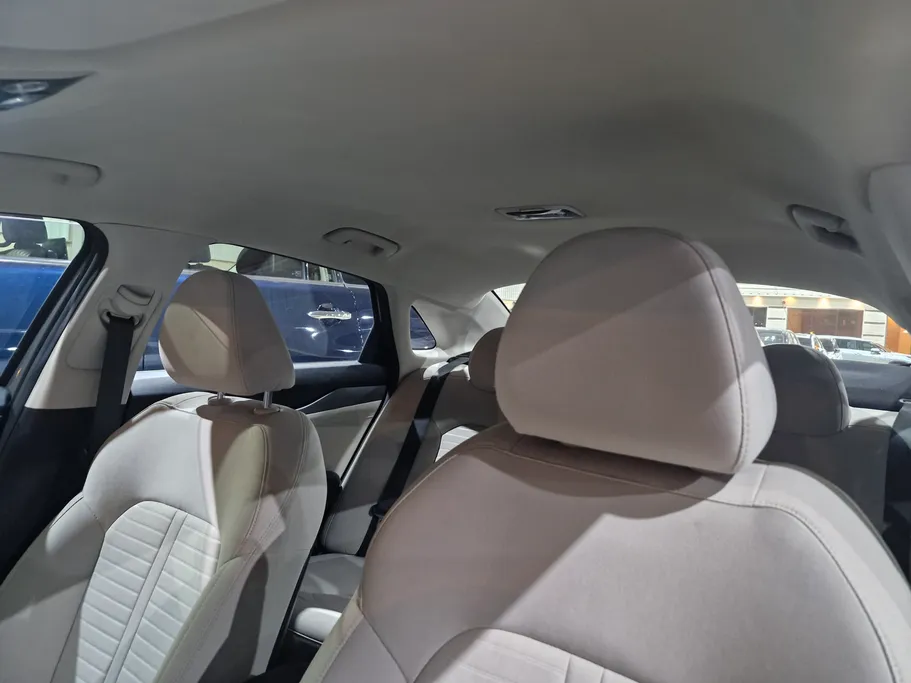 2023 Kia K5 LX 