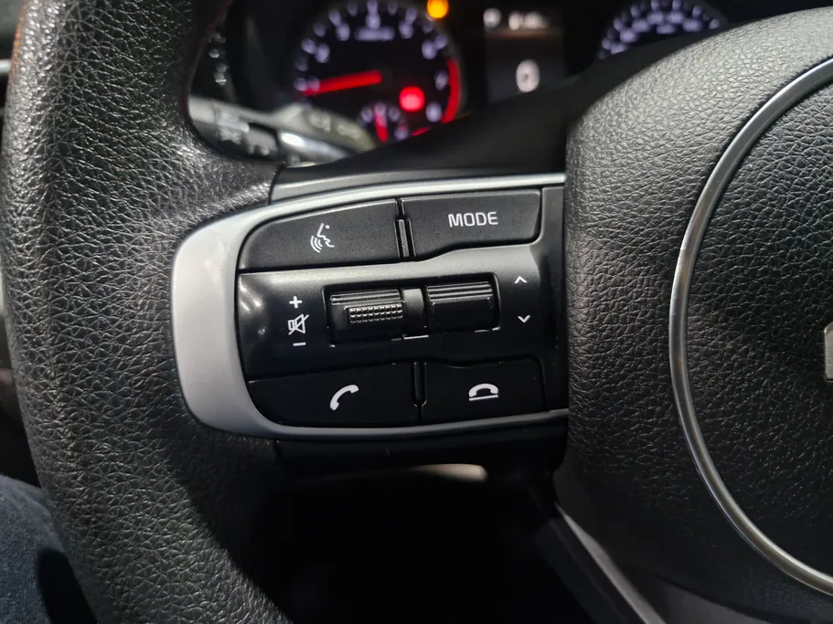 2023 Kia K5 LX 