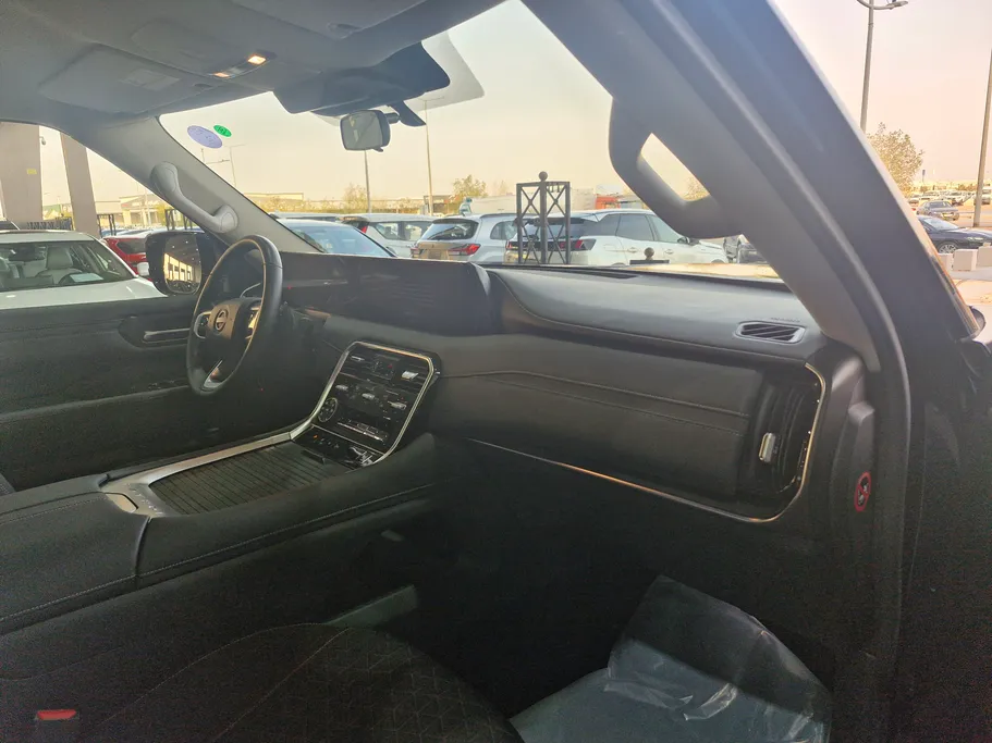 2025 Nissan Patrol XE 