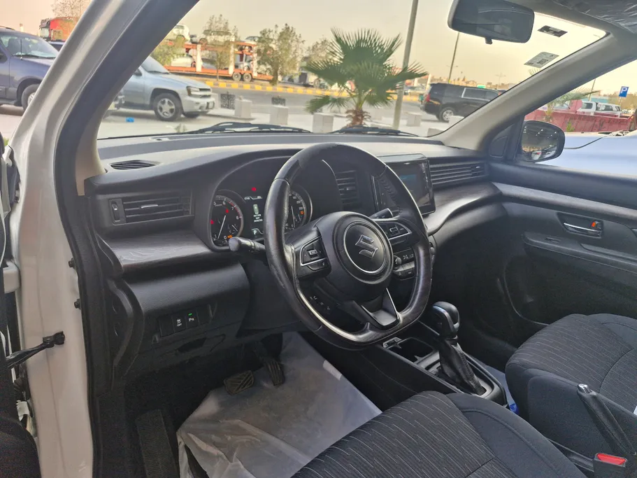 سوزوكي ارتيجا GLX 2024 