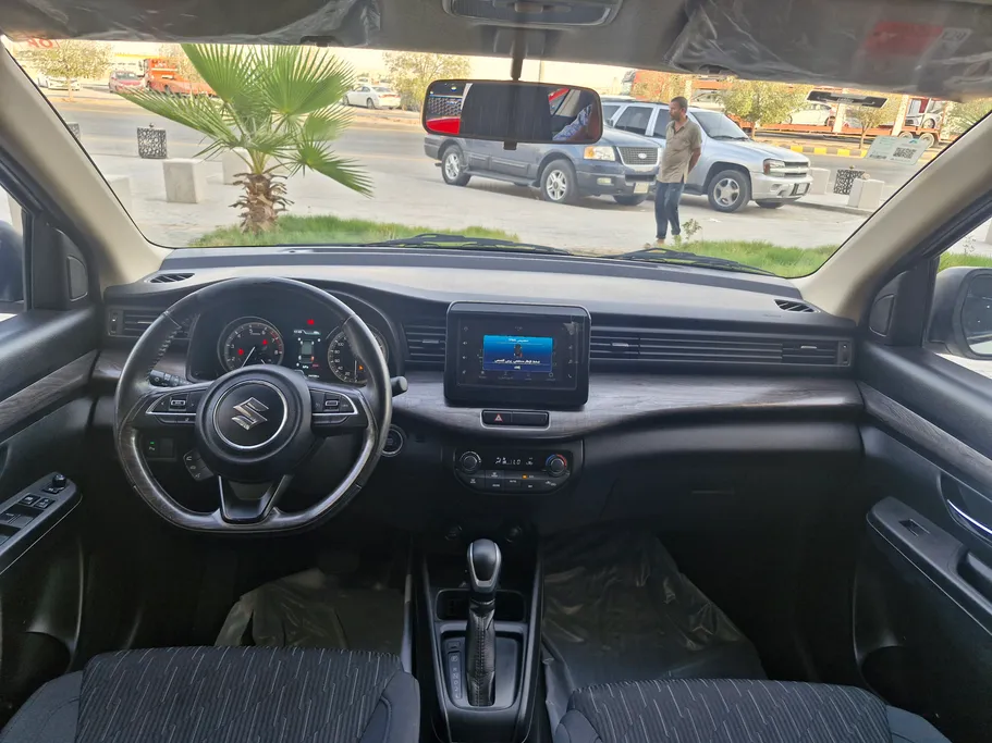 سوزوكي ارتيجا GLX 2024 