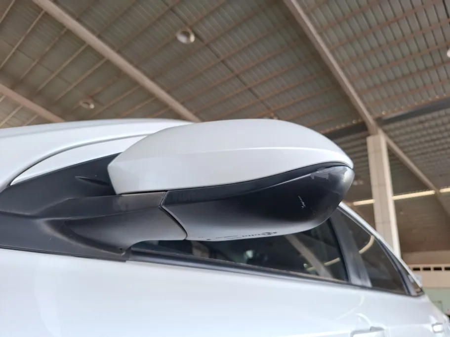 2024 Toyota Yaris  Y 