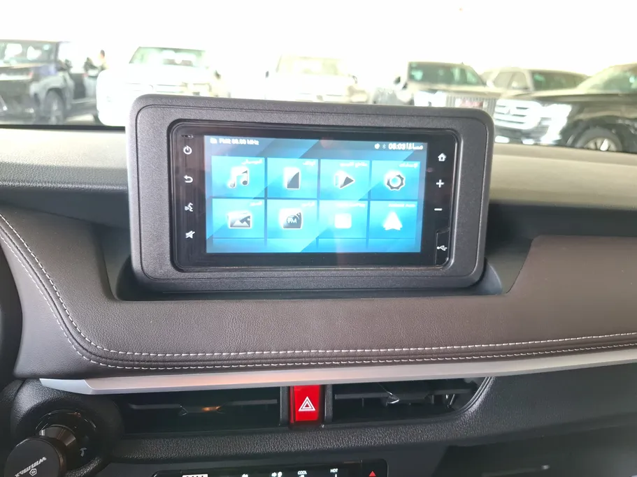2024 Toyota Yaris  Y 