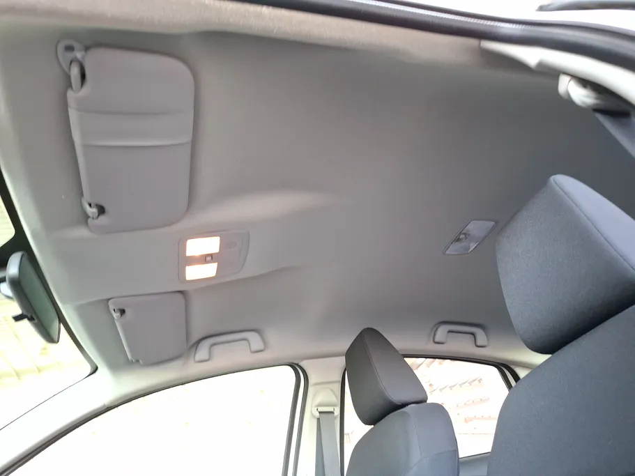 2024 Toyota Yaris  Y 