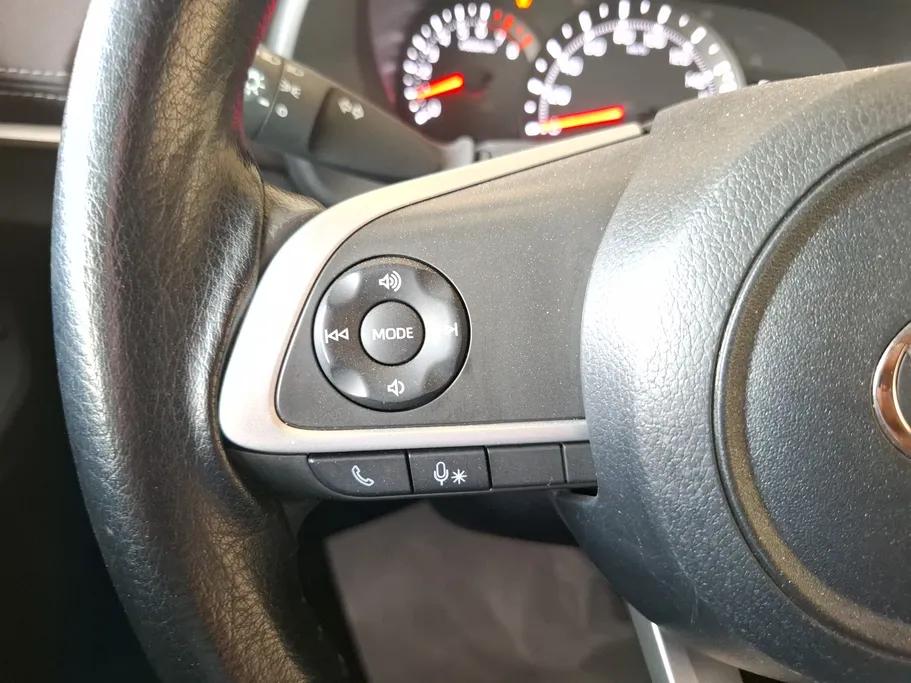 2024 Toyota Yaris  Y 