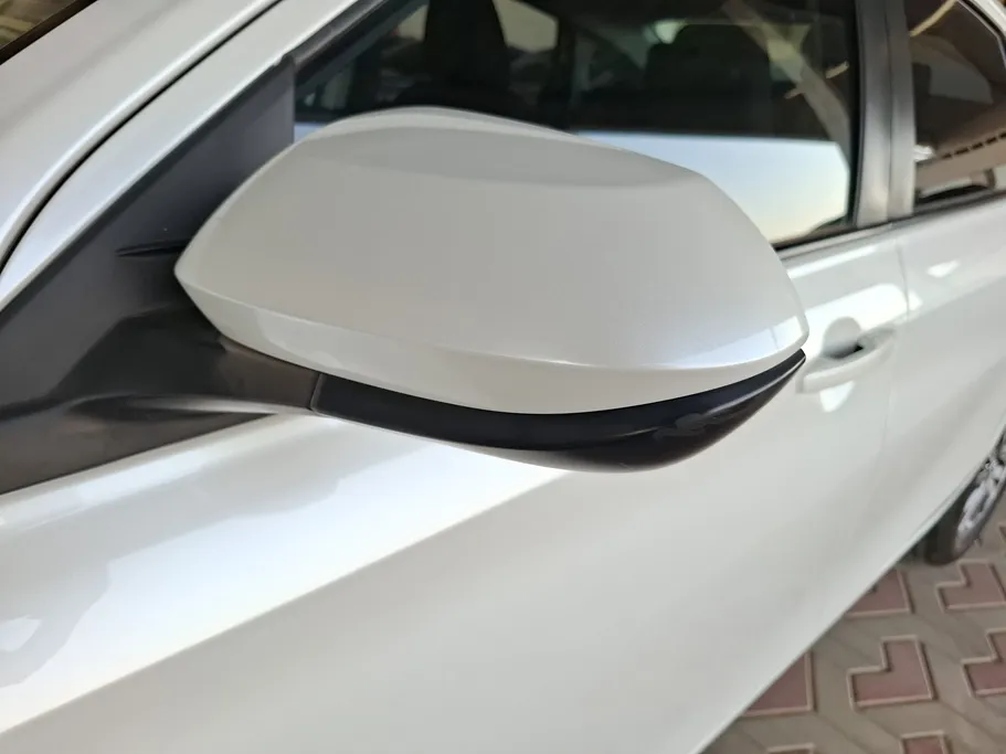 2024 Toyota Yaris  Y 