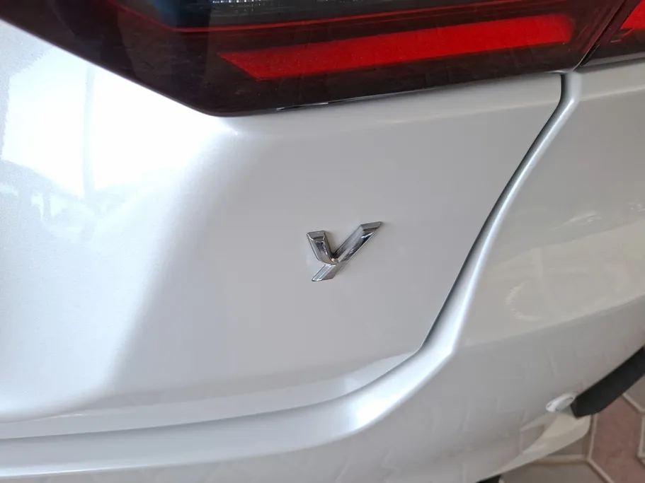 2024 Toyota Yaris  Y 