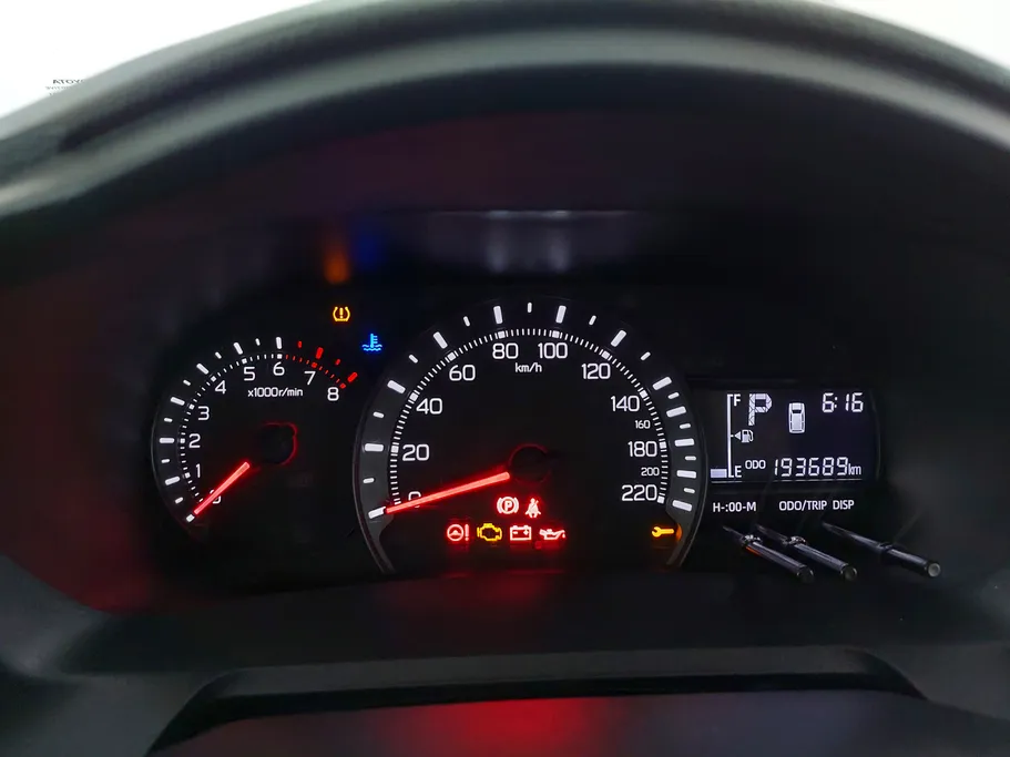 2023 Toyota Yaris  Y 