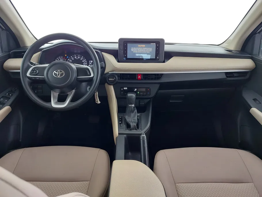 2023 Toyota Yaris  Y 