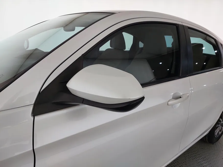 2023 Toyota Yaris  Y 