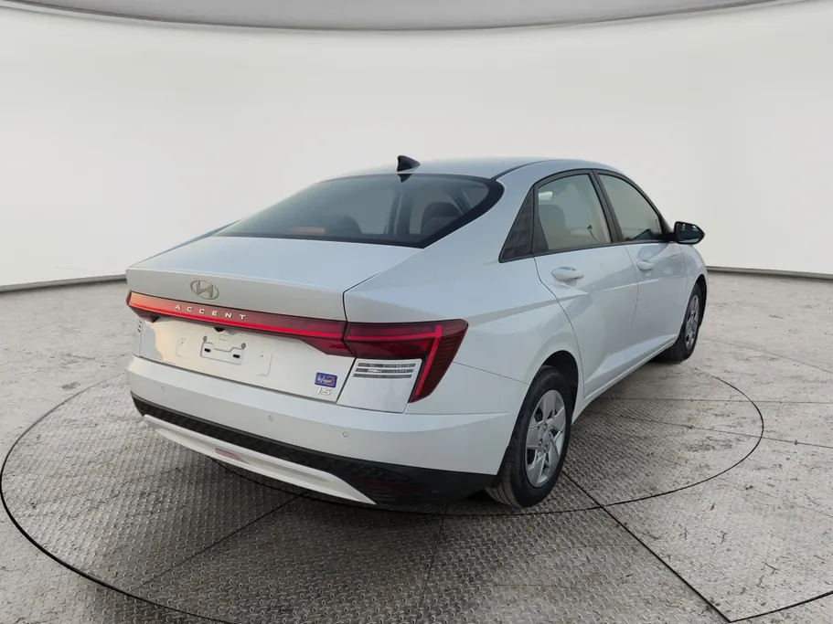 2024 Hyundai Accent Fleet 