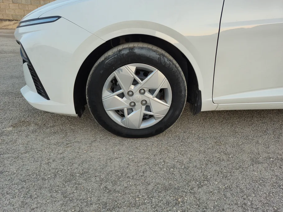 2024 Hyundai Accent Fleet 