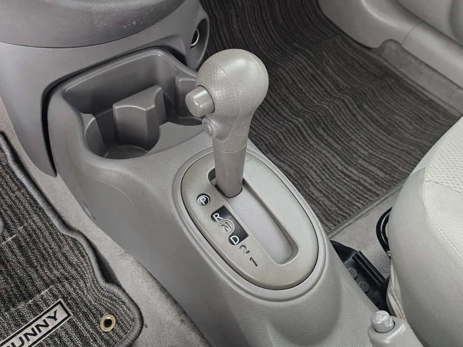 2022 Nissan Sunny Classic 