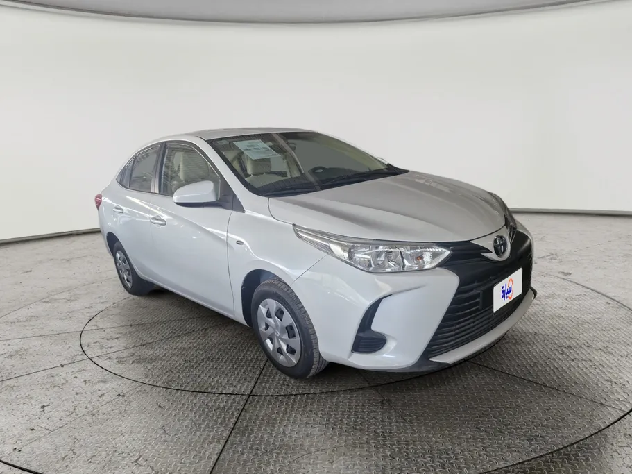 2021 Toyota Yaris  Y 