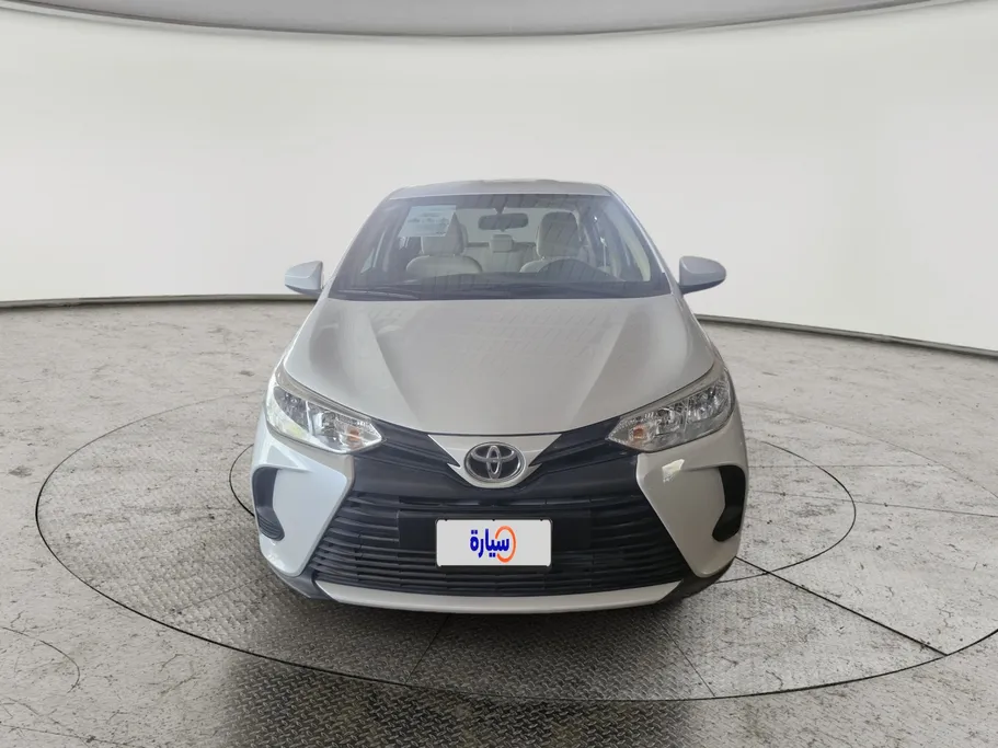 2021 Toyota Yaris  Y 