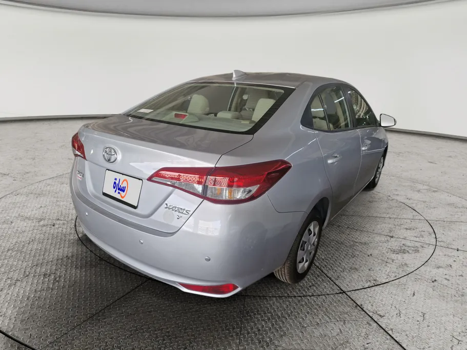 2021 Toyota Yaris  Y 