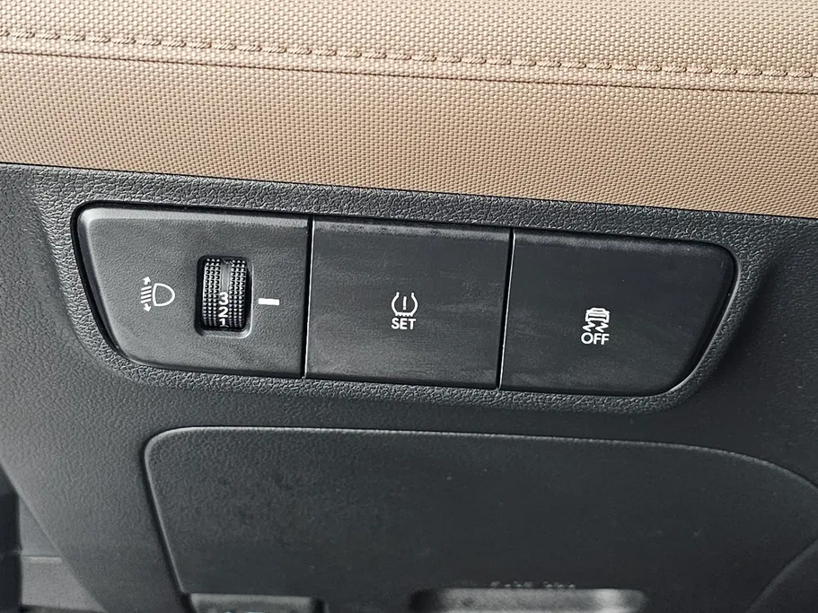 2024 Hyundai Accent Smart 