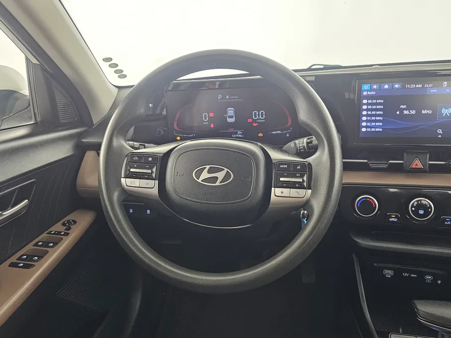 2024 Hyundai Accent Smart 