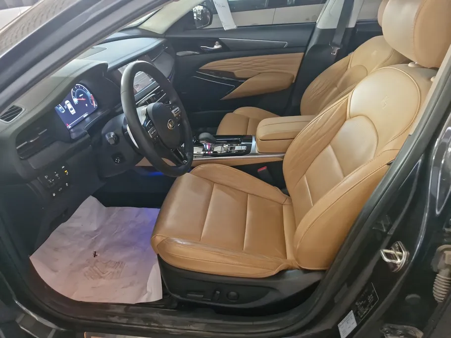 2021 Kia K7  