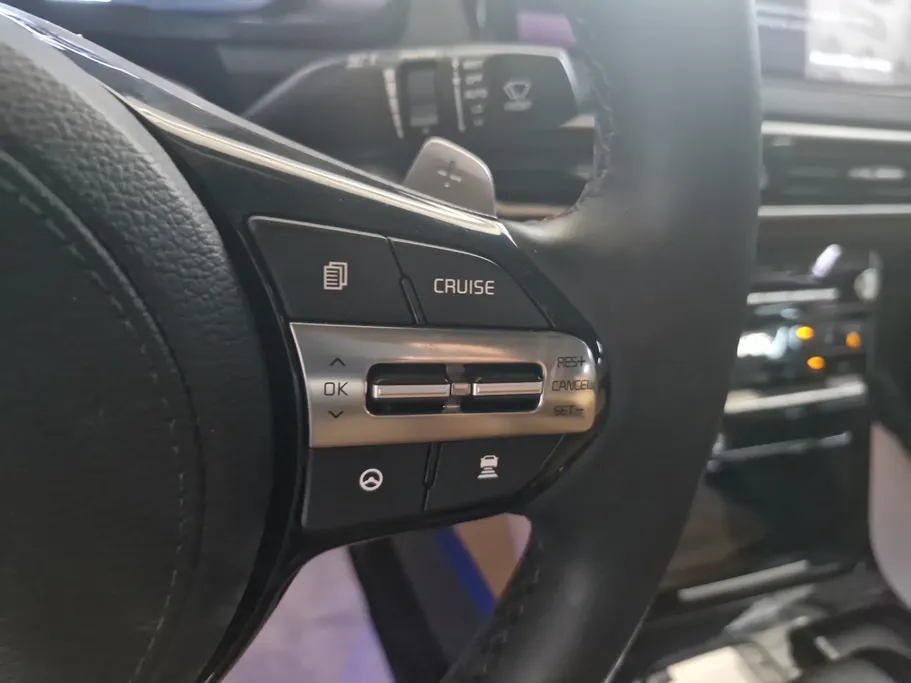 2021 Kia K7  