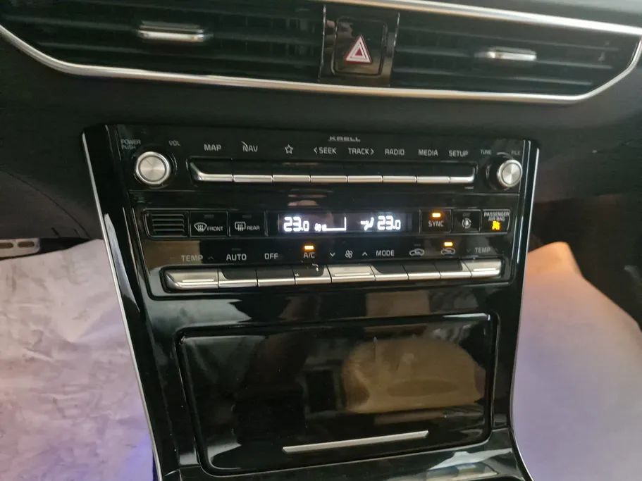 2021 Kia K7  