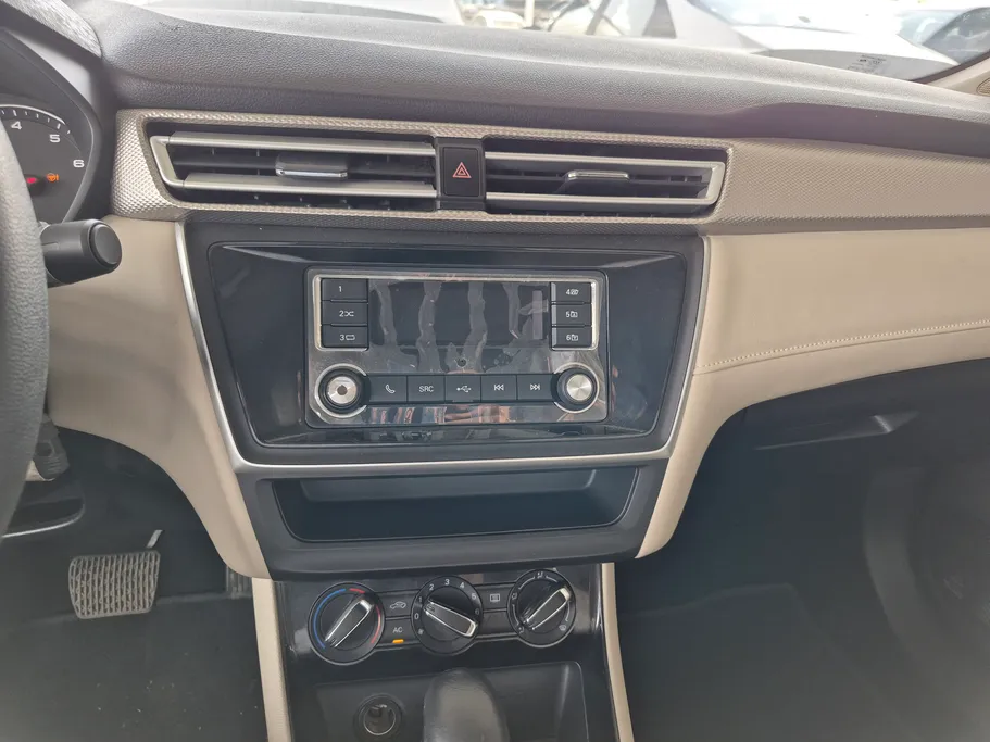 2023 MG 5 STD 