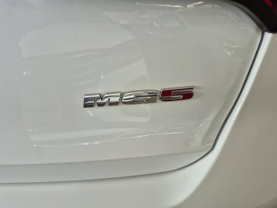 2023 MG 5 STD 