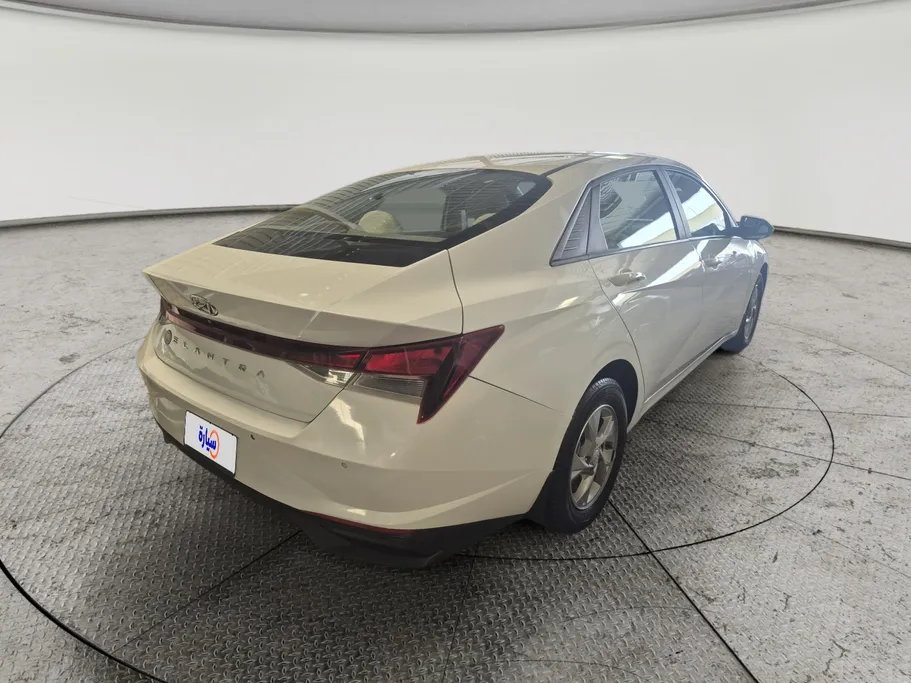 2021 هيونداي Elantra سمارت 